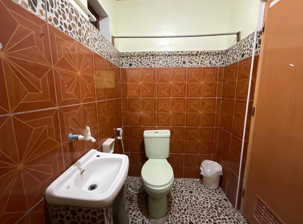 Lisa'S Guesthouse Basdiot Екстер'єр фото